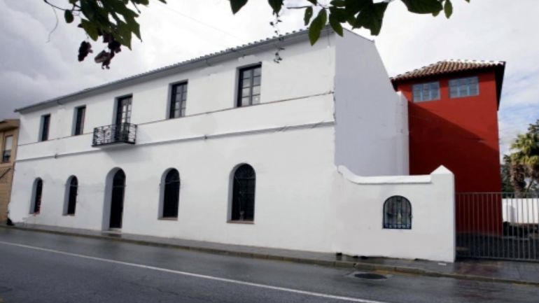 Gerald Brenan y su rehabilitado casa en Churriana Gerald Brenan y su rehabilitado casa en Churriana