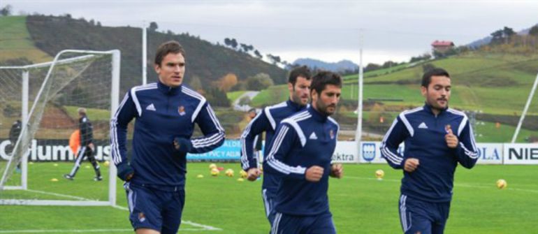 Markel Bergara en pleno entreno junto a Ansotegi, Estrada y Agirretxe Markel Bergara en pleno entreno junto a Ansotegi, Estrada y Agirretxe