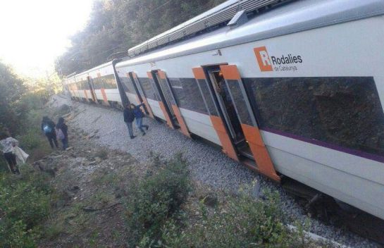 El viento causa dos muertos en Cataluña El viento causa dos muertos en Cataluña