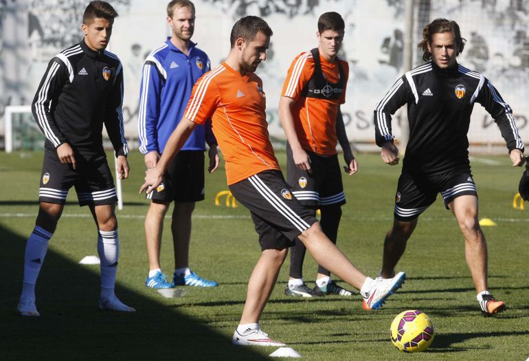 08-12-14
ENTRENAMIENTO DEL VALENCIA CF - PACO ALCACER 08-12-14
ENTRENAMIENTO DEL VALENCIA CF - PACO ALCACER