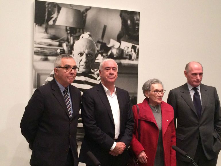 José Lebrero, Luciano Alonso, Christine Picasso y su hijo Bernard en el Museo Picasso Málaga José Lebrero, Luciano Alonso, Christine Picasso y su hijo Bernard en el Museo Picasso Málaga