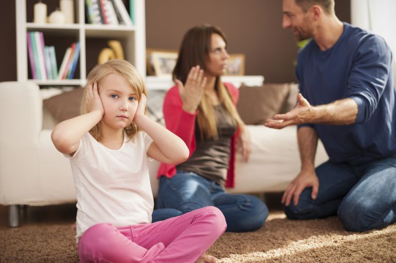 ¿Qué pasa con los hijos en los casos de violencia doméstica? ¿Qué pasa con los hijos en los casos de violencia doméstica?
