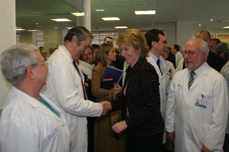 Esperanza Aguirre pide explorar nuevas fórmulas de gestión sanitaria: Aguirre pide explorar nuevas fórmulas de gestión sanitaria Esperanza Aguirre pide explorar nuevas fórmulas de gestión sanitaria: Aguirre pide explorar nuevas fórmulas de gestión sanitaria