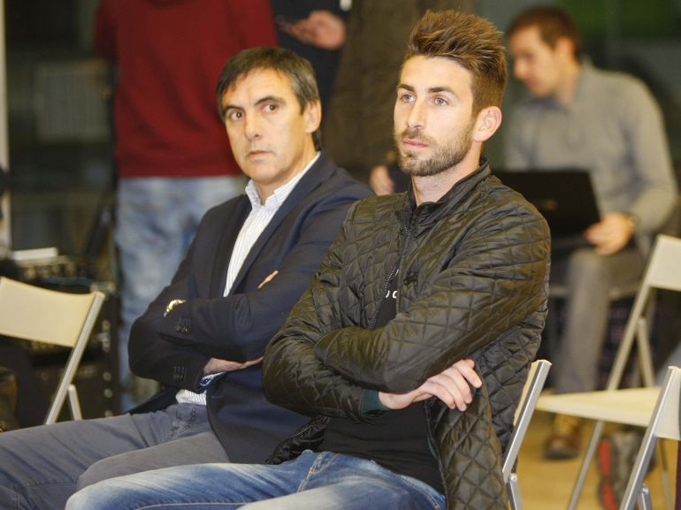 Manolo Salvador en la presentación de José Mari Manolo Salvador en la presentación de José Mari
