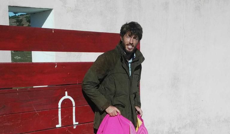 El diestro de Gerena Manuel Escribano tras participar en un tentadero en la ganadería de Murteira Grave El diestro de Gerena Manuel Escribano tras participar en un tentadero en la ganadería de Murteira Grave