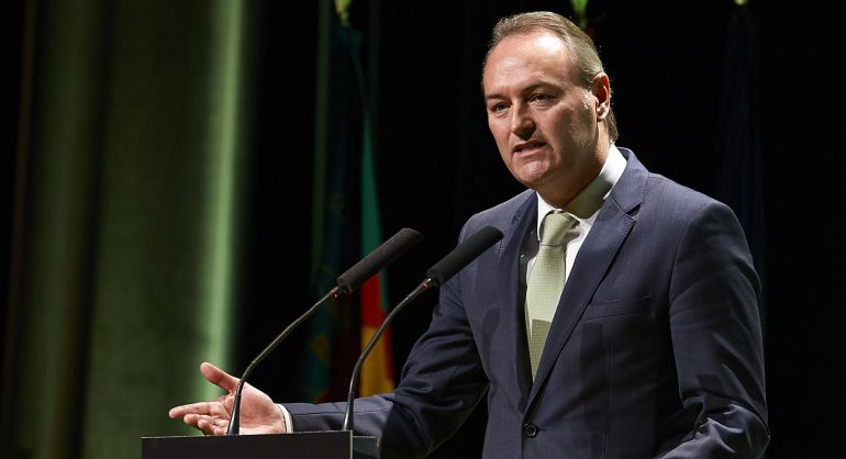 VALENCIA, SPAIN - FEBRUARY 27: President of the regional government of generalitat Valenciana Alberto Fabra delivers a speech during the 'VII Congreso de Cooperativismo Alimentario at Palacio de Congresos on February 27, 2015 in Valencia, Spain. (Photo by Manuel Queimadelos Alonso/Getty Images) VALENCIA, SPAIN - FEBRUARY 27: President of the regional government of generalitat Valenciana Alberto Fabra delivers a speech during the 'VII Congreso de Cooperativismo Alimentario at Palacio de Congresos on February 27, 2015 in Valencia, Spain. (Photo by Manuel Queimadelos Alonso/Getty Images)