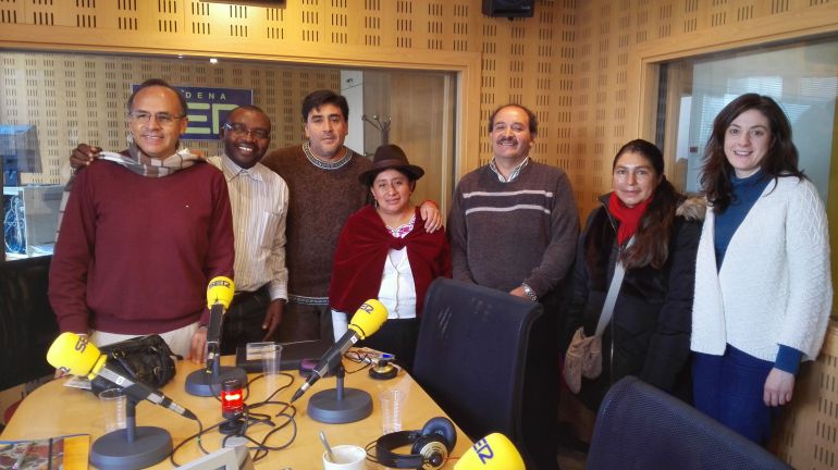PARTICIPANTES DEL 'I. ENCUENTRO VASCO POR EL DERECHO AL AGUA Y AL SANEAMIENTO' PARTICIPANTES DEL 'I. ENCUENTRO VASCO POR EL DERECHO AL AGUA Y AL SANEAMIENTO'