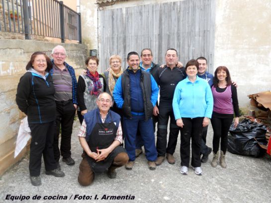 Valle de Arana y Mués vuelven a hermanarse en una marcha montañera Valle de Arana y Mués vuelven a hermanarse en una marcha montañera