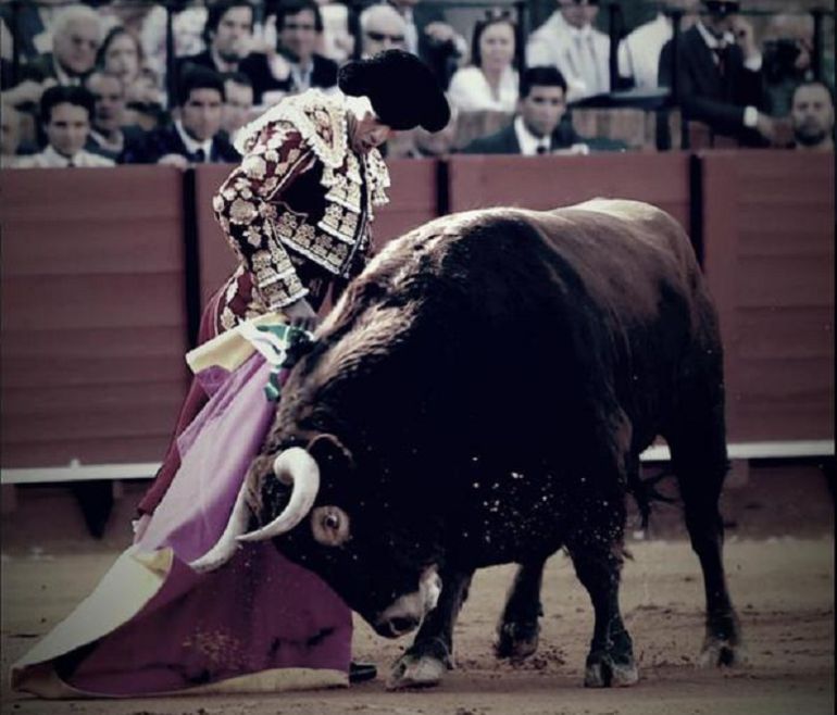 Feria de Abril: Destellos de Finito de Córdoba, gastroenteritis de Manzanares y buen capote de Daniel Luque: Destellos de Finito en otra tarde aburrida Feria de Abril: Destellos de Finito de Córdoba, gastroenteritis de Manzanares y buen capote de Daniel Luque: Destellos de Finito en otra tarde aburrida