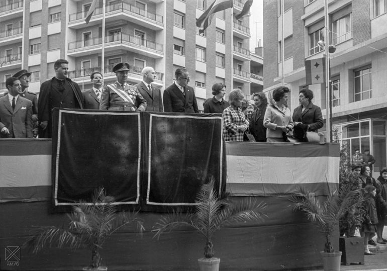 Acto de inauguración de la calle División Azul (actual Angulema) el 23 de mayo de 1965 Acto de inauguración de la calle División Azul (actual Angulema) el 23 de mayo de 1965