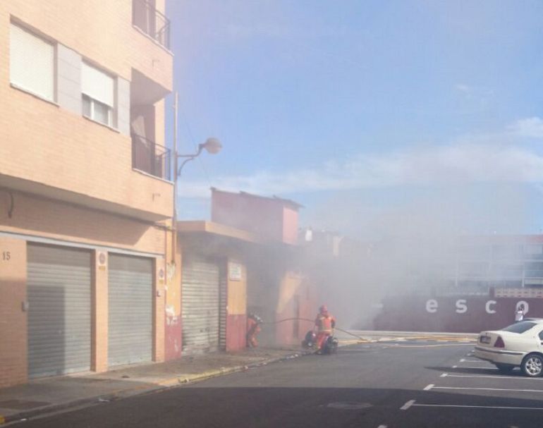 Evacuado un edificio en Algemesí por un incendio Evacuado un edificio en Algemesí por un incendio