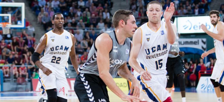 Fabien Causeur fue el máximo anotador baskonista con 15 puntos Fabien Causeur fue el máximo anotador baskonista con 15 puntos