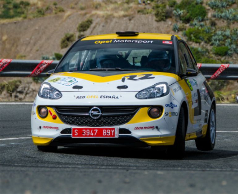 Ángela Vilariño y Opel listos para el Rallye Sierra Morena Ángela Vilariño y Opel listos para el Rallye Sierra Morena