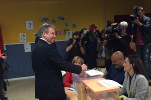 Los candidatos madrileños acuden a las urnas Los candidatos madrileños acuden a las urnas