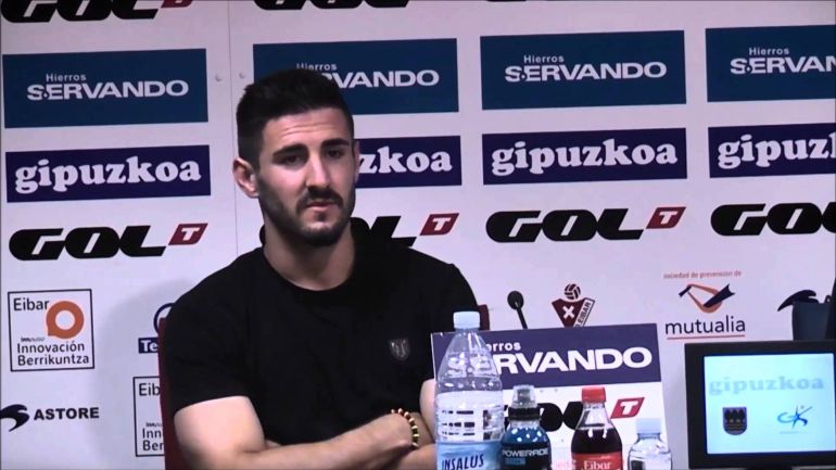 Raúl Navas: "Me veo preparado para jugar en la Real" Raúl Navas: "Me veo preparado para jugar en la Real"