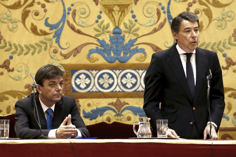 El presidente en funciones de la Comunidad de Madrid, Ignacio González, durante su intervención en el acto académico en el que el nuevo rector de la Universidad Complutense de Madrid (UCM), Carlos Andradas, ha tomado posesión del cargo El presidente en funciones de la Comunidad de Madrid, Ignacio González, durante su intervención en el acto académico en el que el nuevo rector de la Universidad Complutense de Madrid (UCM), Carlos Andradas, ha tomado posesión del cargo