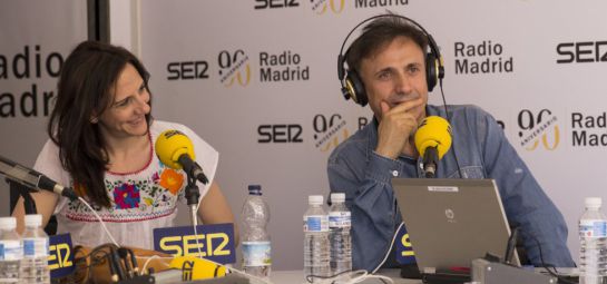 Noticias, risas, música Noticias, risas, música