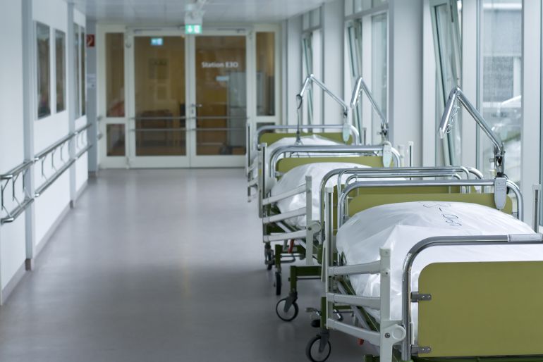 El Sergas cierra este verano 928 camas en los hospitales gallegos El Sergas cierra este verano 928 camas en los hospitales gallegos