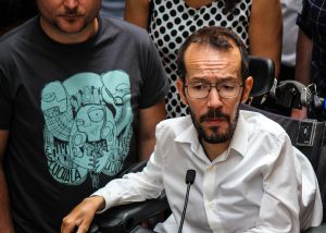Echenique, convencido de que los militantes de Podemos respaldarán el acuerdo con el PSOE Echenique, convencido de que los militantes de Podemos respaldarán el acuerdo con el PSOE