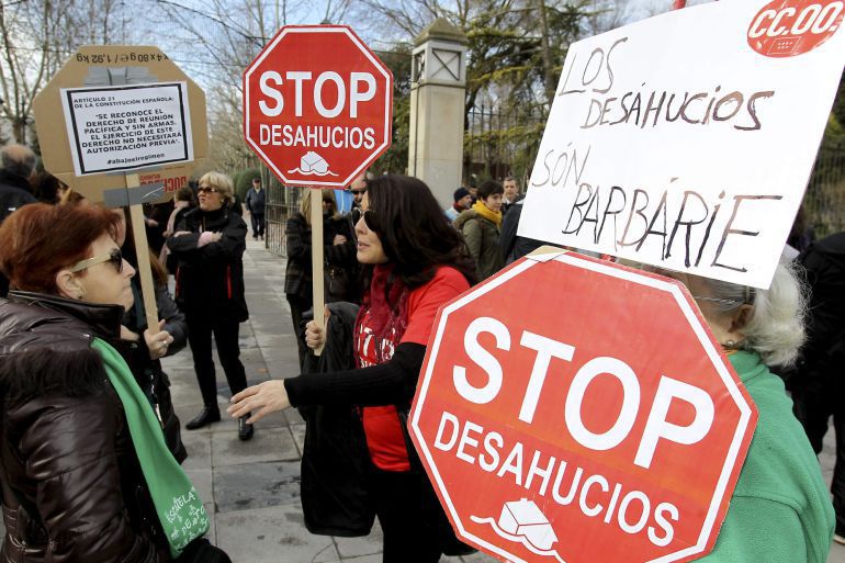 Los Servicios Sociales aplazan un nuevo desahucio en Madrid Los Servicios Sociales aplazan un nuevo desahucio en Madrid