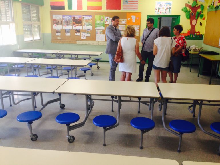 Un inspector de la Junta irrumpe en uno de los comedores escolares ... Un inspector de la Junta irrumpe en uno de los comedores escolares ...