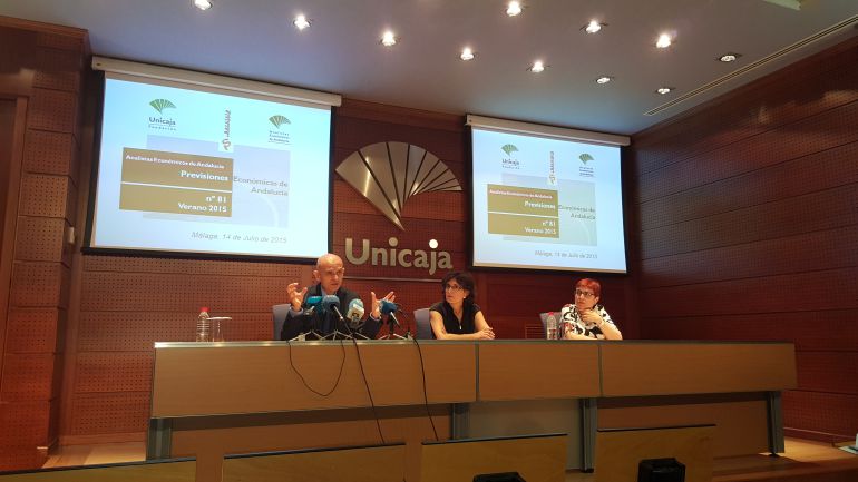 unicaja malaga crecimiento: La economía de la provincia crecerá un 3,3% este año según Unicaja Banco unicaja malaga crecimiento: La economía de la provincia crecerá un 3,3% este año según Unicaja Banco