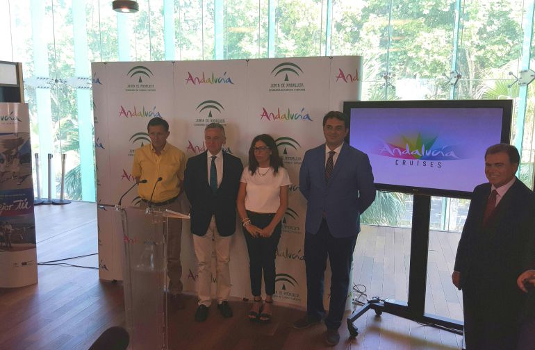 Málaga continúa liderando un año más el turismo crucerístico andaluz Málaga continúa liderando un año más el turismo crucerístico andaluz