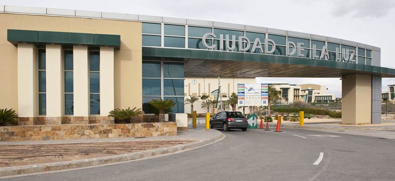 Venta de Ciudad de la Luz: Ciudad de la Luz recibe una oferta de compra Venta de Ciudad de la Luz: Ciudad de la Luz recibe una oferta de compra