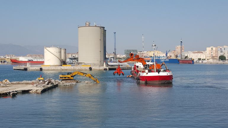 Las obras en las dársenas interiores del Puerto finalizarán en octubre Las obras en las dársenas interiores del Puerto finalizarán en octubre