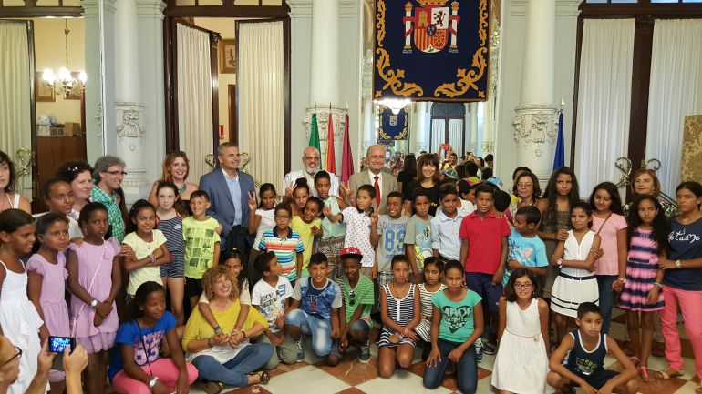 sahara refugiados malaga: Más de 80 niños saharauis pasarán el verano en la provincia de Málaga sahara refugiados malaga: Más de 80 niños saharauis pasarán el verano en la provincia de Málaga