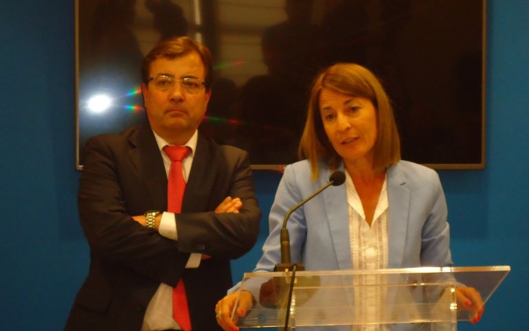Guillermo Fernández Vara y Elena Nevado Guillermo Fernández Vara y Elena Nevado