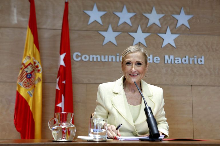 Cristina Cifuentes, durante su comparecencia ante los medios tras presidir la reunión del Consejo de Gobierno Cristina Cifuentes, durante su comparecencia ante los medios tras presidir la reunión del Consejo de Gobierno