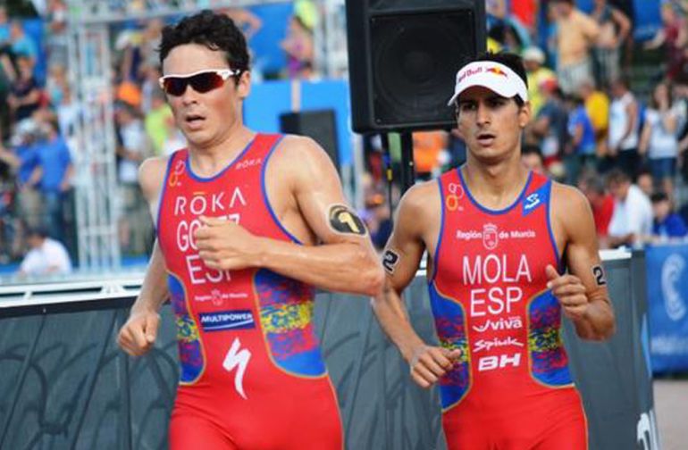 Gómez Noya acaricia el quinto Mundial. Mola, aspirante Gómez Noya acaricia el quinto Mundial. Mola, aspirante
