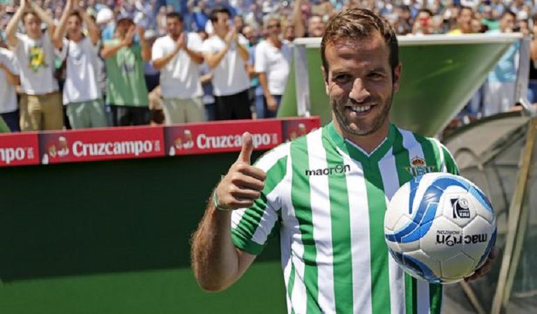 Van der Vaart: "Estoy listo para jugar" Van der Vaart: "Estoy listo para jugar"