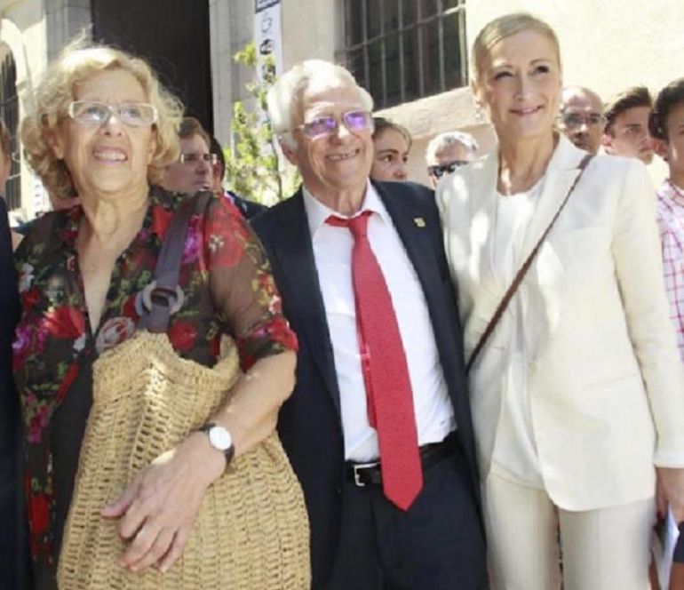 Manuela Carmena, el padre Ángel y Cristina Cifuentes Manuela Carmena, el padre Ángel y Cristina Cifuentes