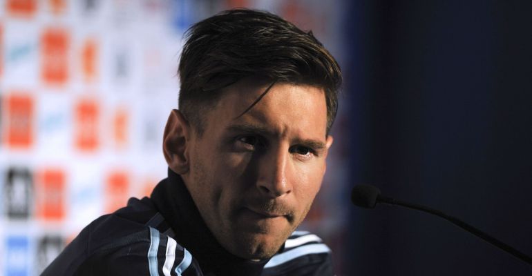 La fiscalia havia exonerat Leo Messi però l'advocacia de l'Estat demana 22 mesos de presó per a ell i per al seu pare La fiscalia havia exonerat Leo Messi però l'advocacia de l'Estat demana 22 mesos de presó per a ell i per al seu pare