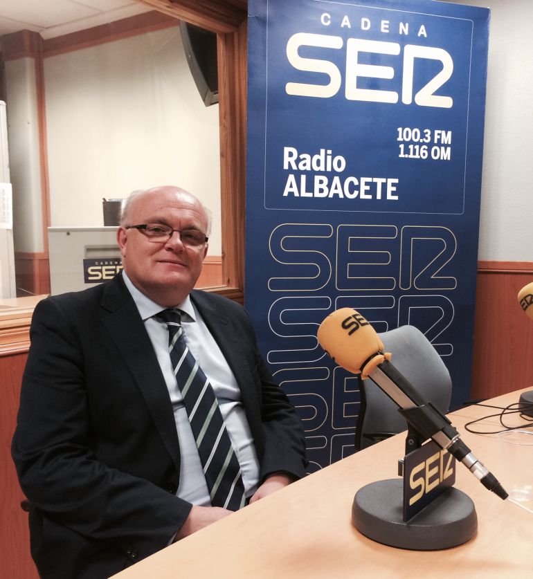 Ruiz Santos destaca la apuesta de la Junta por los servicios sociales Ruiz Santos destaca la apuesta de la Junta por los servicios sociales