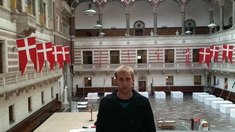El profesor de la EUITI Francisco Javier Asensio en Copenhage El profesor de la EUITI Francisco Javier Asensio en Copenhage