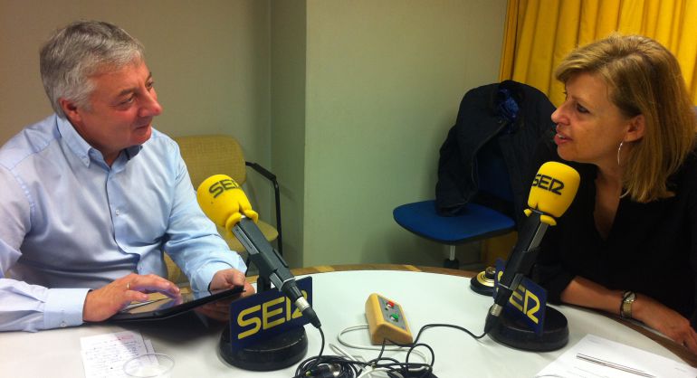 José Blanco con Aida Pena en los estudios de Radio Galicia José Blanco con Aida Pena en los estudios de Radio Galicia