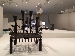 Pieza de la sala Origen y futuro Pieza de la sala Origen y futuro
