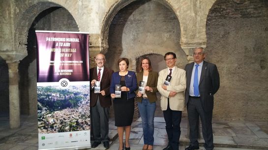 Miguel Valle (Centro UNESCO Andalucía); Sandra García (delegada del Gobierno andaluz en Granada); Rocío Díaz (concejala de Turismo de Granada); Reynaldo Fernández (director de la Alhambra); y Esteban de las Heras (Fundación AguaGRANADA); en El Bañuelo durante la presentación del Día Internacional del Patrimonio Mundial en Granada Miguel Valle (Centro UNESCO Andalucía); Sandra García (delegada del Gobierno andaluz en Granada); Rocío Díaz (concejala de Turismo de Granada); Reynaldo Fernández (director de la Alhambra); y Esteban de las Heras (Fundación AguaGRANADA); en El Bañuelo durante la presentación del Día Internacional del Patrimonio Mundial en Granada
