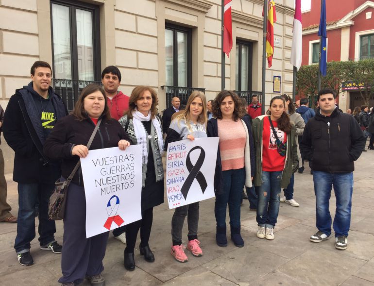 Melchor: "Lamentamos la muerte de tanta gente inocente" Melchor: "Lamentamos la muerte de tanta gente inocente"