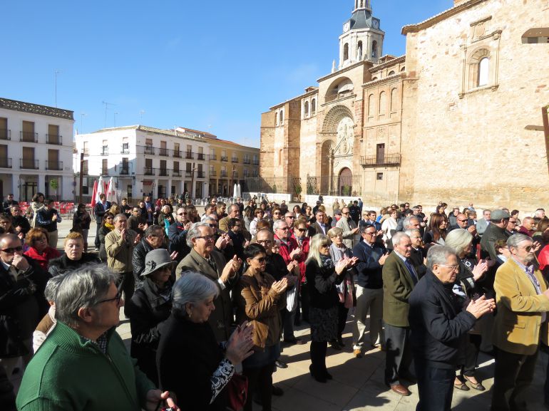 Nieva: "Nadie más debe morir por la locura de unos pocos" Nieva: "Nadie más debe morir por la locura de unos pocos"