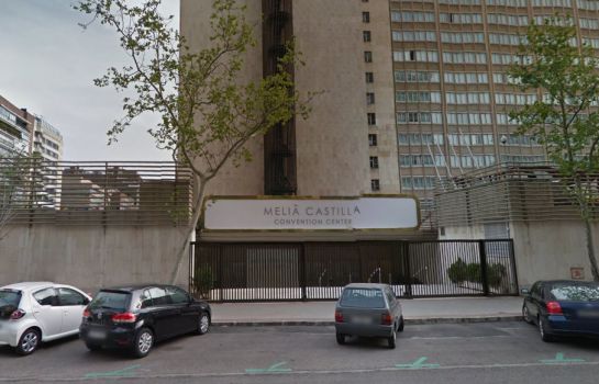 Fachada del hotel Meliá Castilla donde se celebrará el festín preconstitucional Fachada del hotel Meliá Castilla donde se celebrará el festín preconstitucional