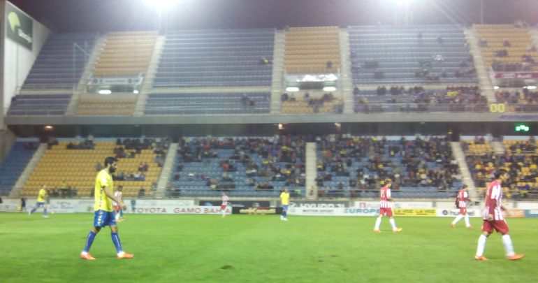 Imagen del partido en Carranza entre el Cádiz y el Almería Imagen del partido en Carranza entre el Cádiz y el Almería