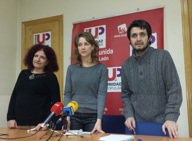 De izquierda a derecha: Rocío Blanco, Marina Albiol y Iván Fradejas De izquierda a derecha: Rocío Blanco, Marina Albiol y Iván Fradejas