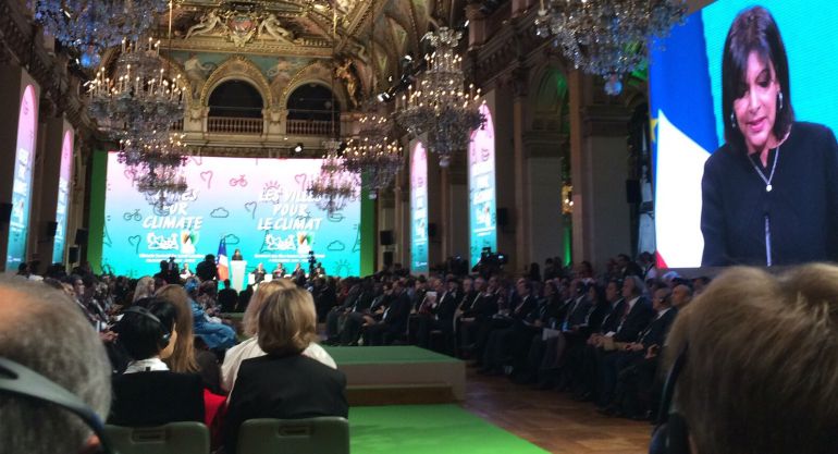 Pontevedra firmó en París su adhesión a las Ciudades contra el Cambio Climático Pontevedra firmó en París su adhesión a las Ciudades contra el Cambio Climático