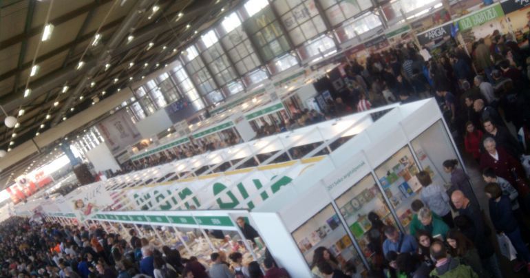 Unas 120.000 personas visitan la 50 Feria del Libro y Disco Vasco de Durango: Azoka histórica Unas 120.000 personas visitan la 50 Feria del Libro y Disco Vasco de Durango: Azoka histórica