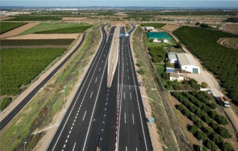 Abierto al tráfico nuevo tramo del acceso norte de Sevilla Abierto al tráfico nuevo tramo del acceso norte de Sevilla