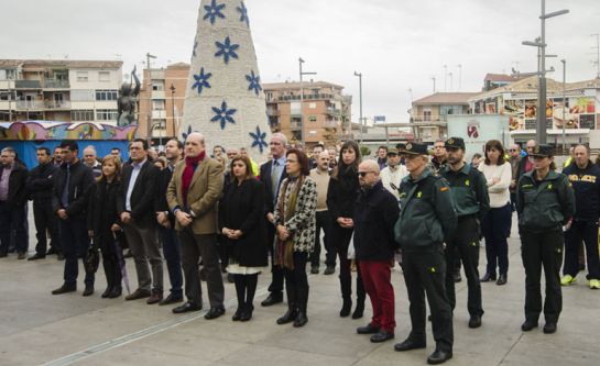 Concentración en Armilla(Granada) en recuerdo de los dos policías nacionales asesinados en el atentado de Kabul Concentración en Armilla(Granada) en recuerdo de los dos policías nacionales asesinados en el atentado de Kabul